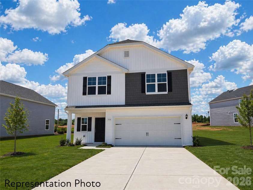 117 Pinnacle Crossing, Shelby, NC 28152.  MLS# CAR4373097, YatesRealty ID 14220. 