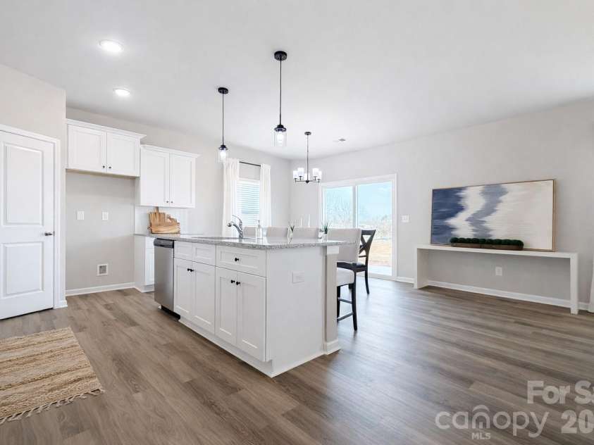 117 Pinnacle Crossing, Shelby, NC 28152.  MLS# CAR4373097, YatesRealty ID 14220. 