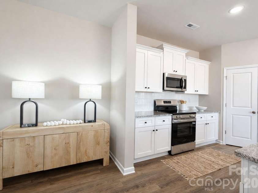 117 Pinnacle Crossing, Shelby, NC 28152.  MLS# CAR4373097, YatesRealty ID 14220. 