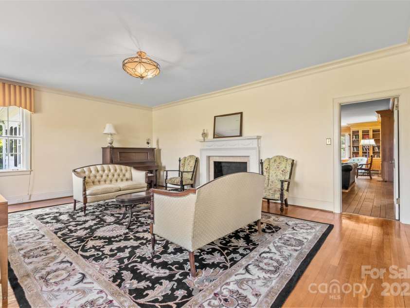 1233 General Hoke Drive, Lincolnton, NC 28092.  MLS# CAR4243135, YatesRealty ID 14221. 