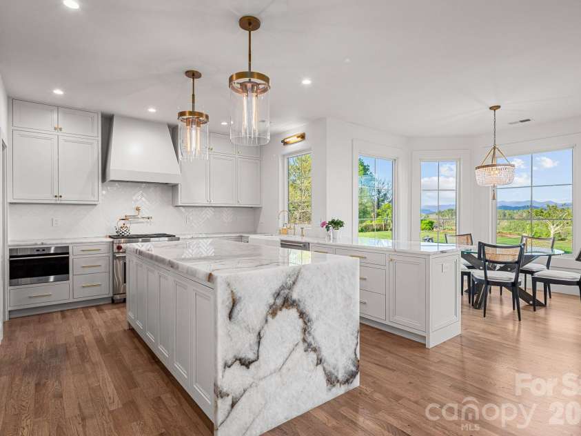 54 Mountain Shadows Drive, Leicester, NC 28748.  MLS# CAR4372066, YatesRealty ID 14224. 