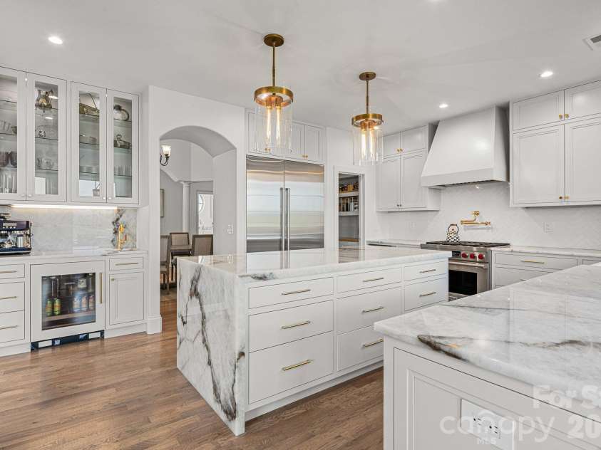 54 Mountain Shadows Drive, Leicester, NC 28748.  MLS# CAR4372066, YatesRealty ID 14224. 