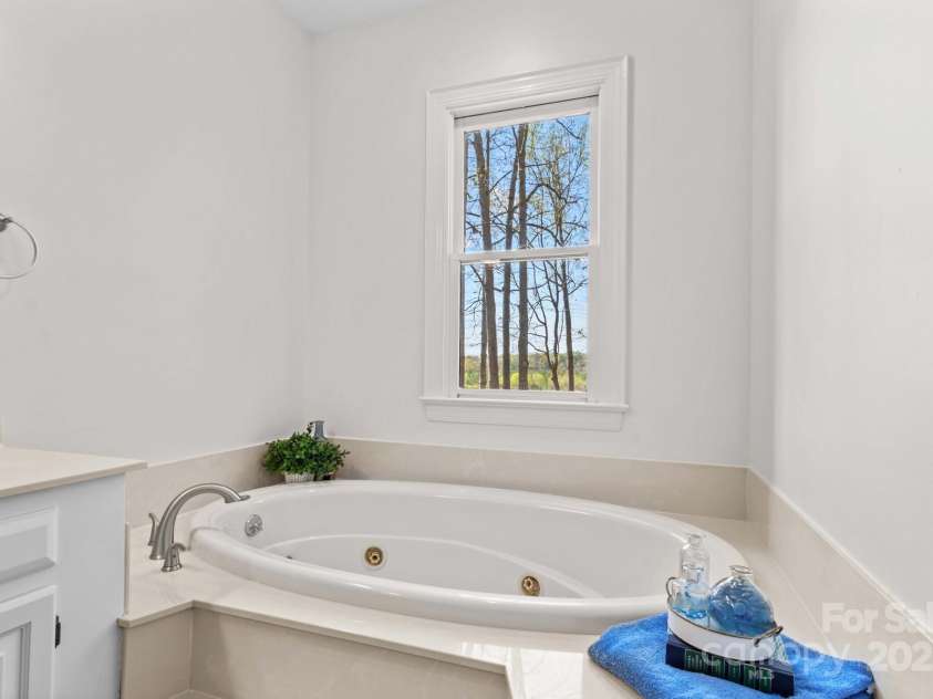 620 St Lukes Church Road, Salisbury, NC 28146.  MLS# CAR4240398, YatesRealty ID 14224. 
