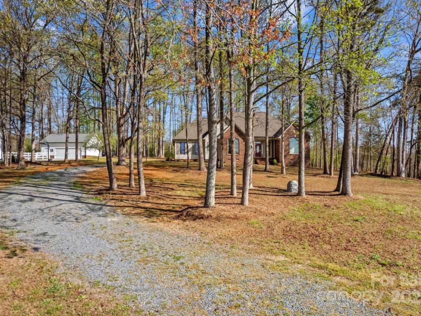 620 St Lukes Church Road, Salisbury, NC 28146.  MLS# CAR4240398, YatesRealty ID 14224. 