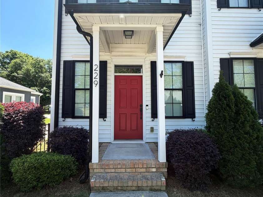 229 G Street, Kannapolis, NC 28081.  MLS# CAR4371173, YatesRealty ID 14226. 