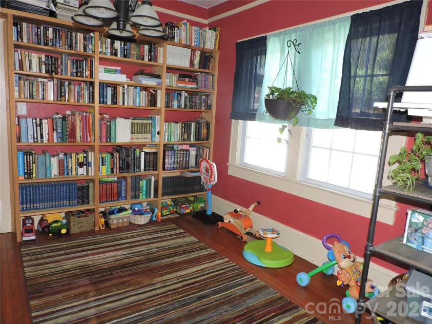 4 Carter Road, Weaverville, NC 28787.  MLS# CAR4373201, YatesRealty ID 14227. Additional room