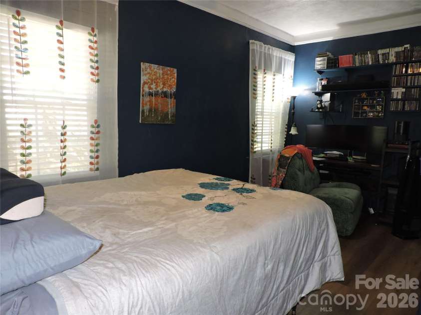 4 Carter Road, Weaverville, NC 28787.  MLS# CAR4373201, YatesRealty ID 14227. Bedrii=======