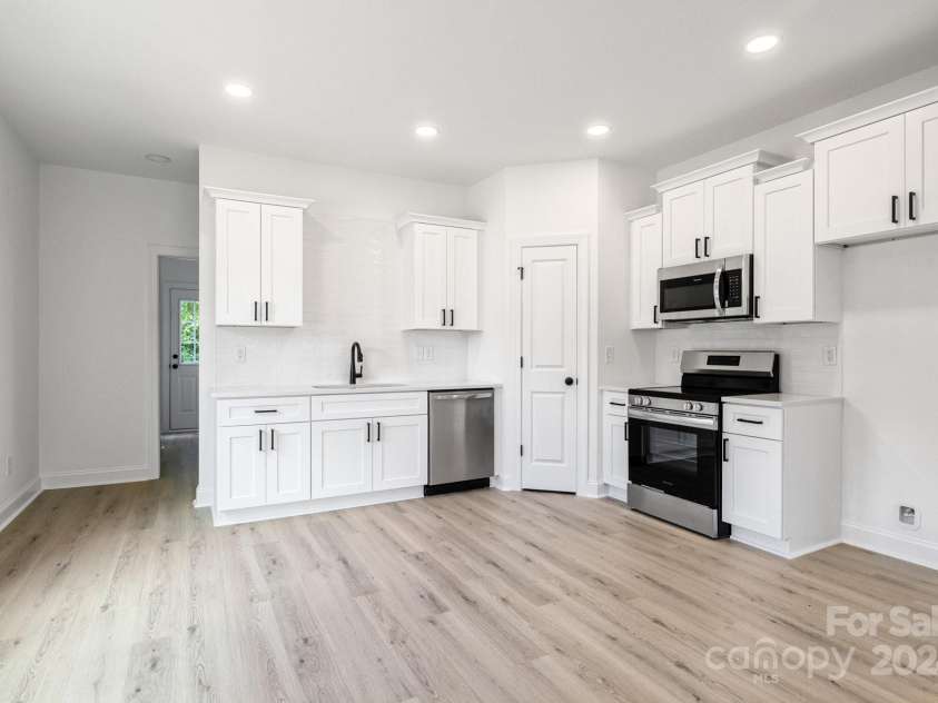 920 Holmes Street, Salisbury, NC 28144.  MLS# CAR4177321, YatesRealty ID 14227. 