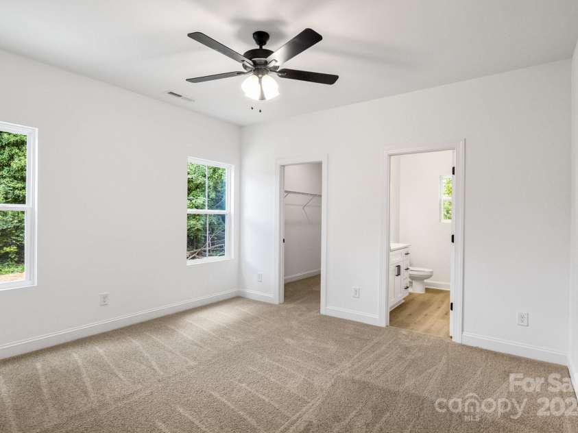 920 Holmes Street, Salisbury, NC 28144.  MLS# CAR4177321, YatesRealty ID 14227. 