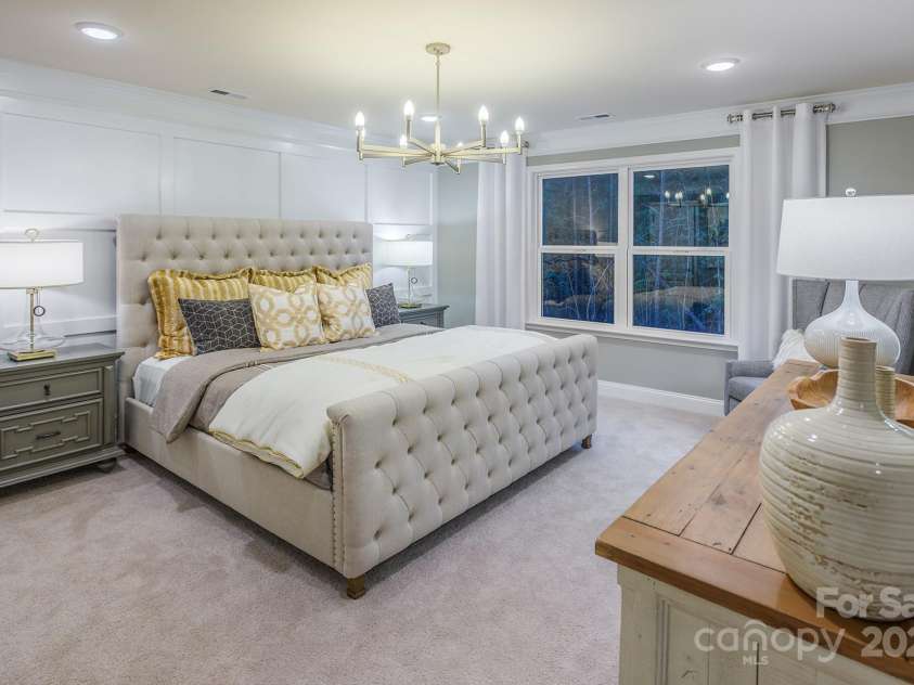 13935 Penbury Lane, Charlotte, NC 28278.  MLS# CAR4230500, YatesRealty ID 14228. Representative Photo Only