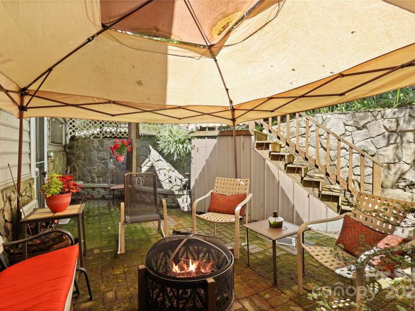 1848 Howards Creek Road, Boone, NC 28607.  MLS# CAR4248233, YatesRealty ID 14229. 