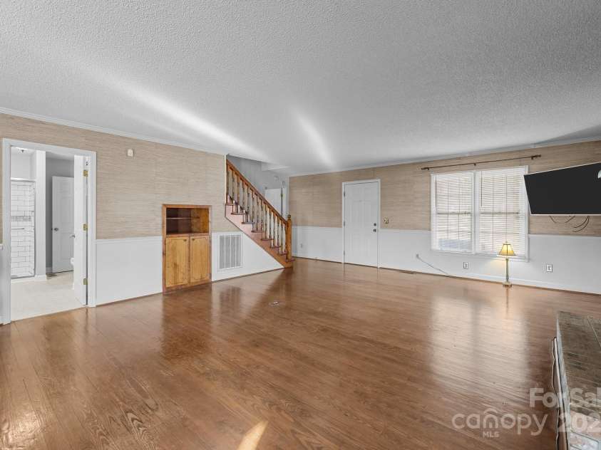 819 Triple Creek Road, Mt Croghan, SC 29727.  MLS# CAR4223278, YatesRealty ID 1423. 