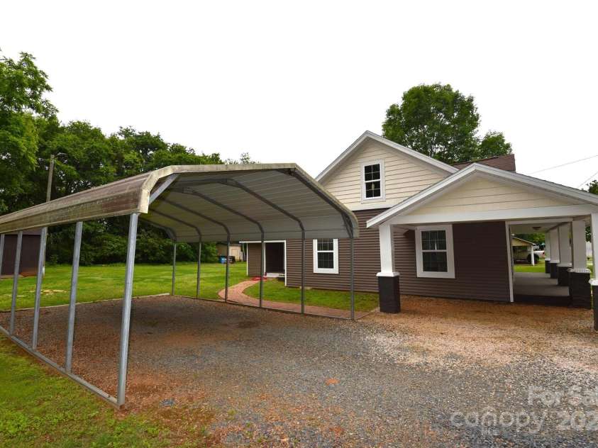 175 Leonard Road, Salisbury, NC 28146.  MLS# CAR4257468, YatesRealty ID 14231. 
