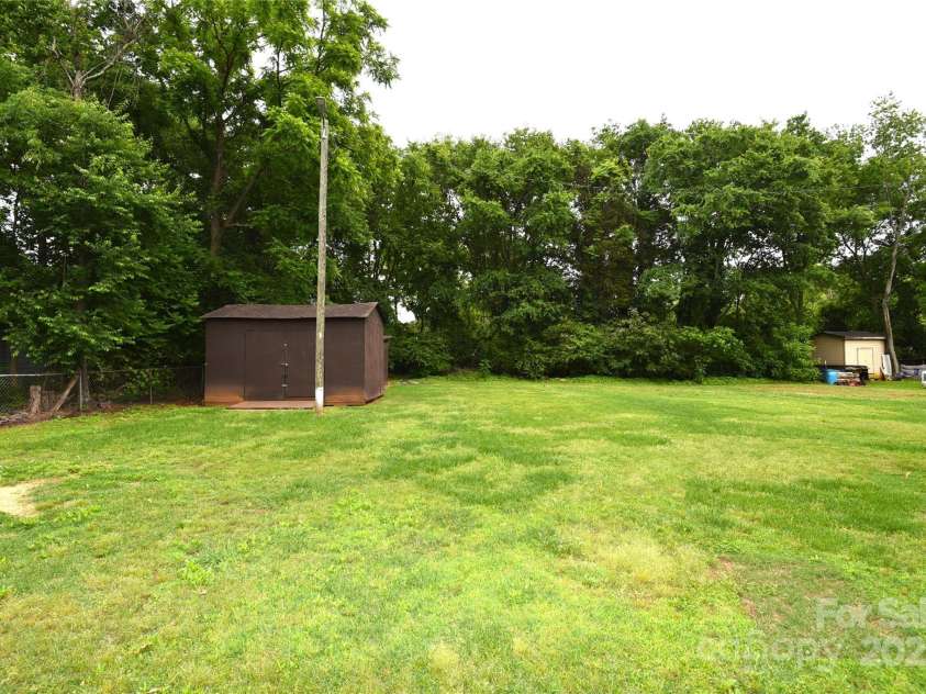 175 Leonard Road, Salisbury, NC 28146.  MLS# CAR4257468, YatesRealty ID 14231. 