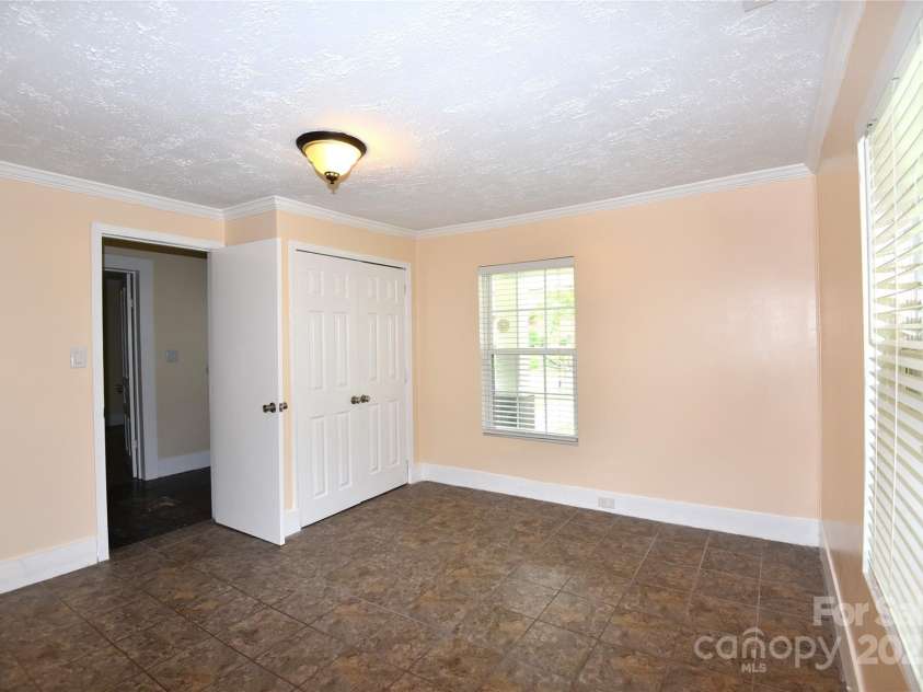 175 Leonard Road, Salisbury, NC 28146.  MLS# CAR4257468, YatesRealty ID 14231. 