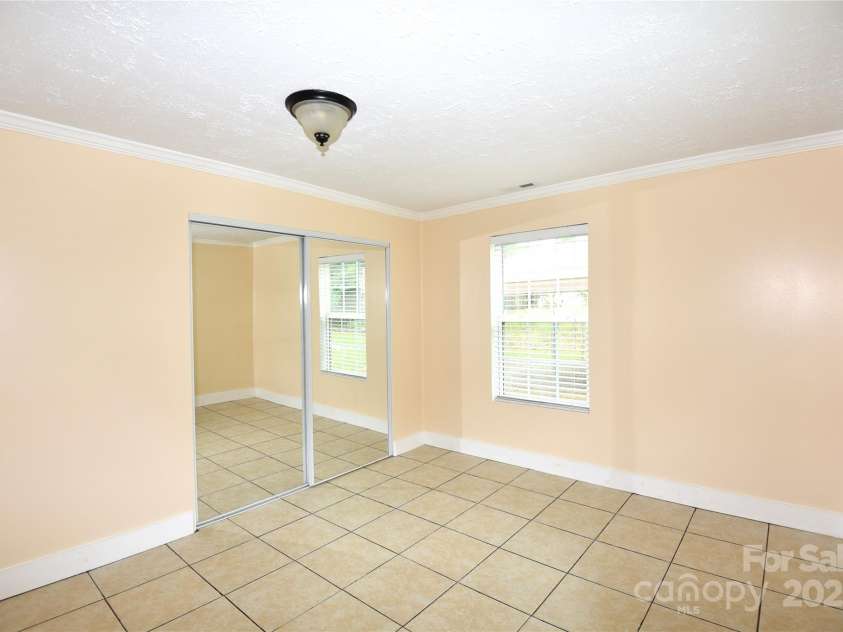 175 Leonard Road, Salisbury, NC 28146.  MLS# CAR4257468, YatesRealty ID 14231. 
