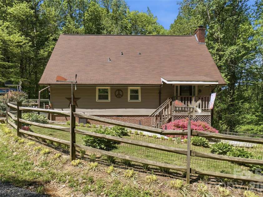 4460 Mullis Road, Kannapolis, NC 28083.  MLS# CAR4373341, YatesRealty ID 14231. 