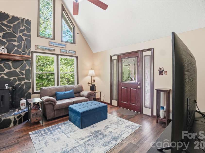 4460 Mullis Road, Kannapolis, NC 28083.  MLS# CAR4373341, YatesRealty ID 14231. 
