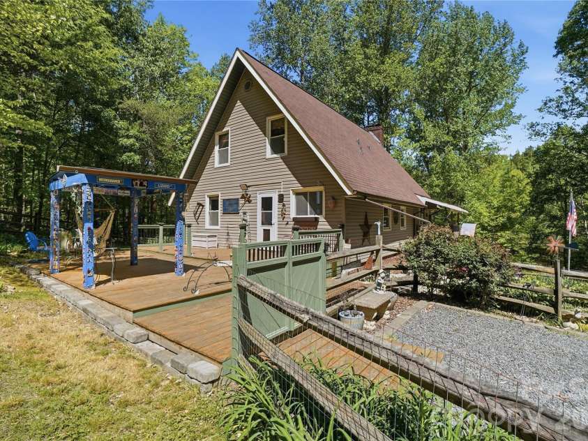 4460 Mullis Road, Kannapolis, NC 28083.  MLS# CAR4373341, YatesRealty ID 14231. 