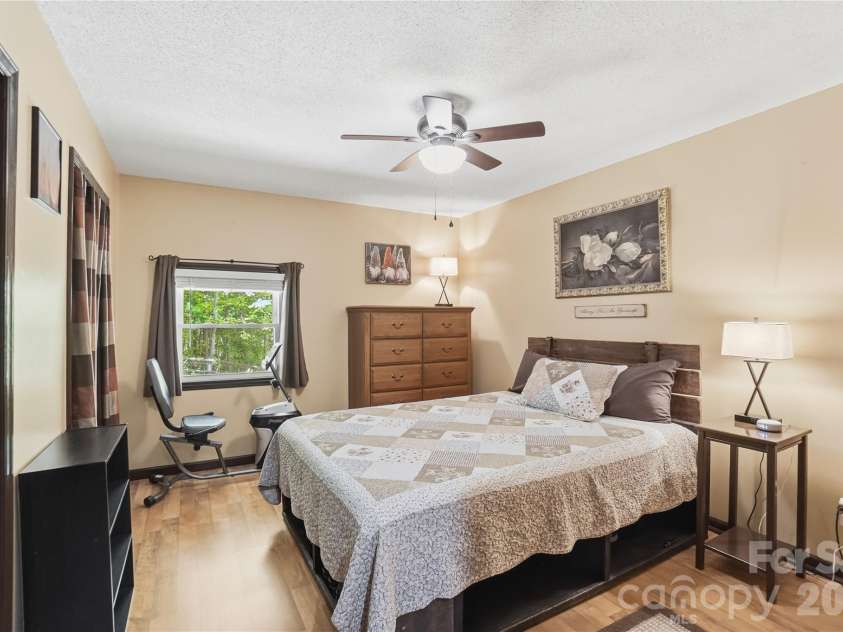 4460 Mullis Road, Kannapolis, NC 28083.  MLS# CAR4373341, YatesRealty ID 14231. Bedroom 2
