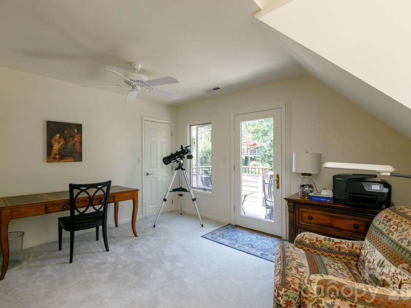 410 Springhouse Drive, Burnsville, NC 28714.  MLS# CAR4368504, YatesRealty ID 14232. 
