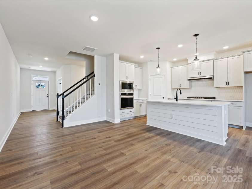 11455 Prosperity Church Road, Huntersville, NC 28078.  MLS# CAR4255744, YatesRealty ID 14233. 