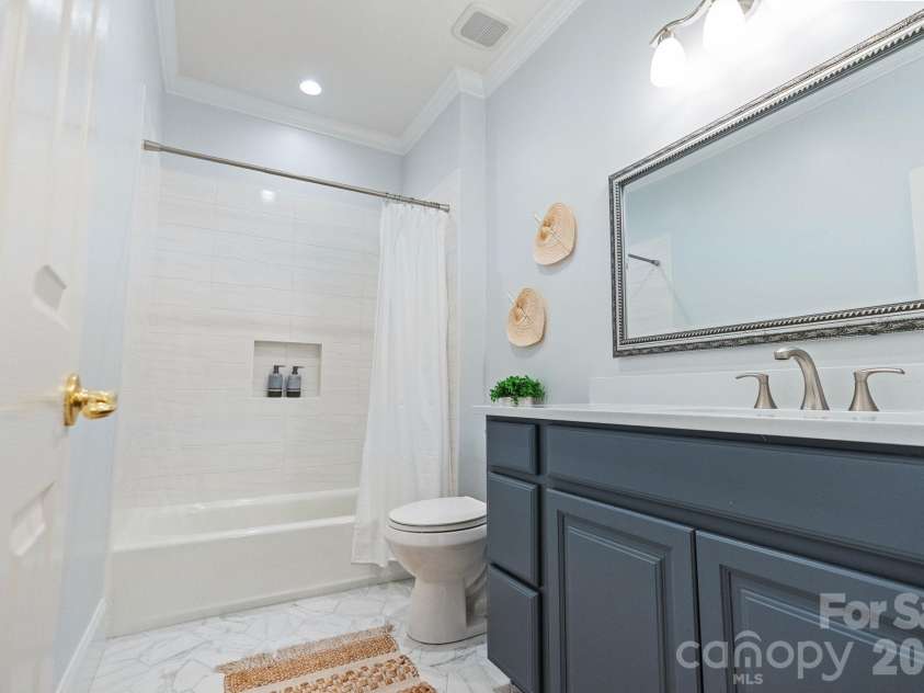 12644 Lahinch Court, Charlotte, NC 28277.  MLS# CAR4364918, YatesRealty ID 14234. FullBathroom on Upper Level