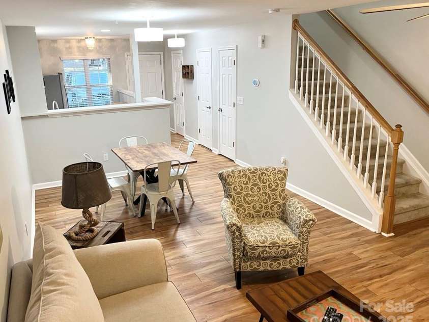 140 Marakery Road, Mooresville, NC 28115.  MLS# CAR4225700, YatesRealty ID 14234. Dining/Living