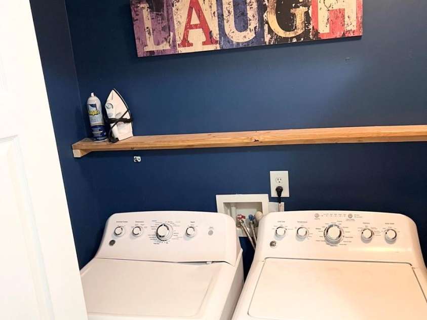 140 Marakery Road, Mooresville, NC 28115.  MLS# CAR4225700, YatesRealty ID 14234. Laundry
