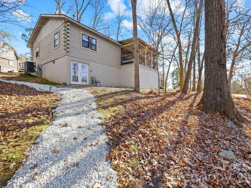 294 Carroll Cove, Clover, SC 29710.  MLS# CAR4337194, YatesRealty ID 14235. 