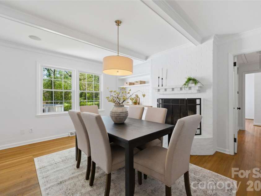 620 Shawnee Drive, Charlotte, NC 28209.  MLS# CAR4368802, YatesRealty ID 14235. Dining area, wood burning fire place