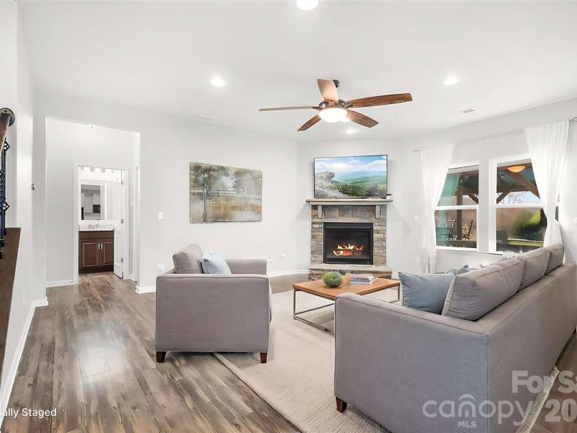 6308 Durango Way, Denver, NC 28037.  MLS# CAR4336580, YatesRealty ID 14236. Great room- Virtually Staged