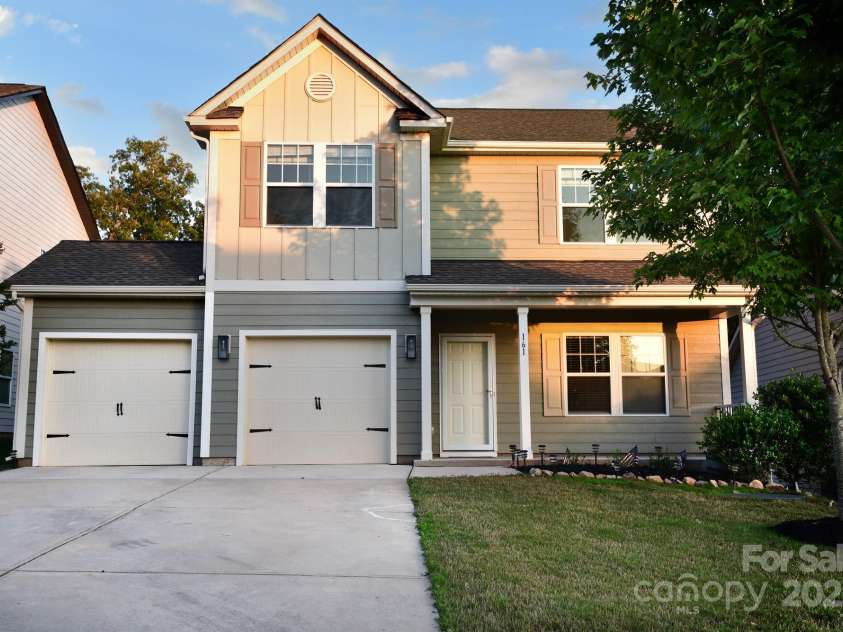 161 Old Harbor Drive, Mount Gilead, NC 27306.  MLS# CAR4257756, YatesRealty ID 14237. 