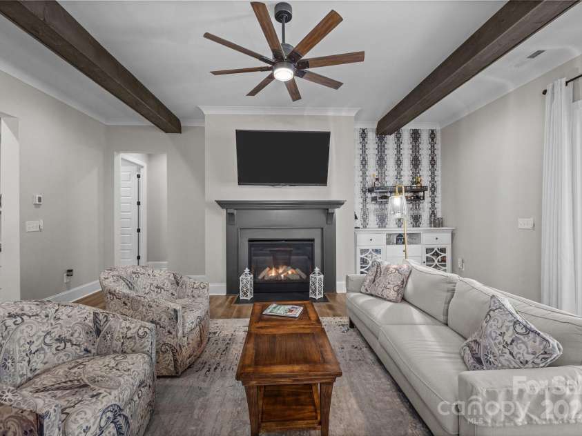 151 Powder Spring Drive, Statesville, NC 28677.  MLS# CAR4238124, YatesRealty ID 14238. 