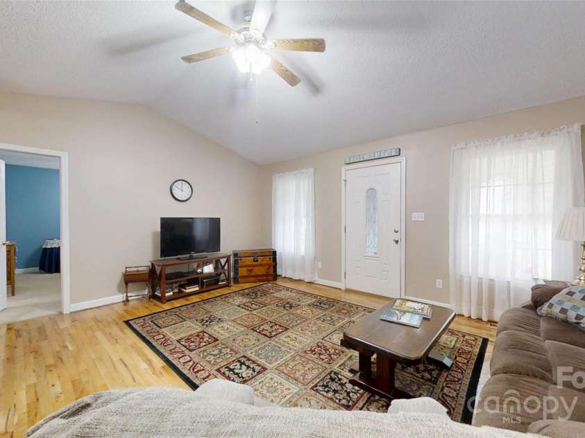 3124 Banks Street, Lincolnton, NC 28092.  MLS# CAR4249815, YatesRealty ID 14239. 