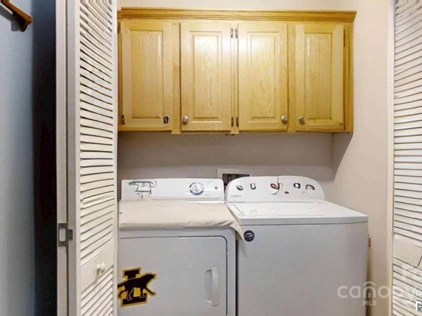 3124 Banks Street, Lincolnton, NC 28092.  MLS# CAR4249815, YatesRealty ID 14239. 