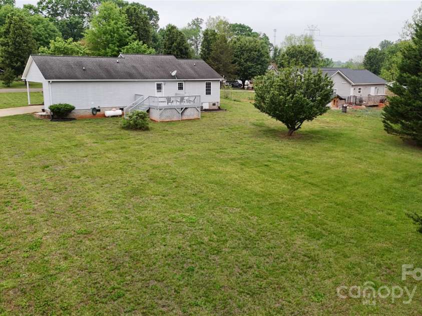 3124 Banks Street, Lincolnton, NC 28092.  MLS# CAR4249815, YatesRealty ID 14239. 