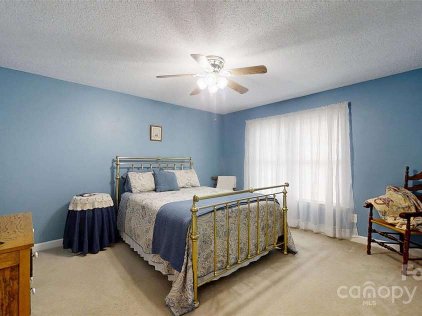 3124 Banks Street, Lincolnton, NC 28092.  MLS# CAR4249815, YatesRealty ID 14239. 