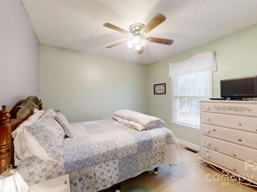 3124 Banks Street, Lincolnton, NC 28092.  MLS# CAR4249815, YatesRealty ID 14239. 