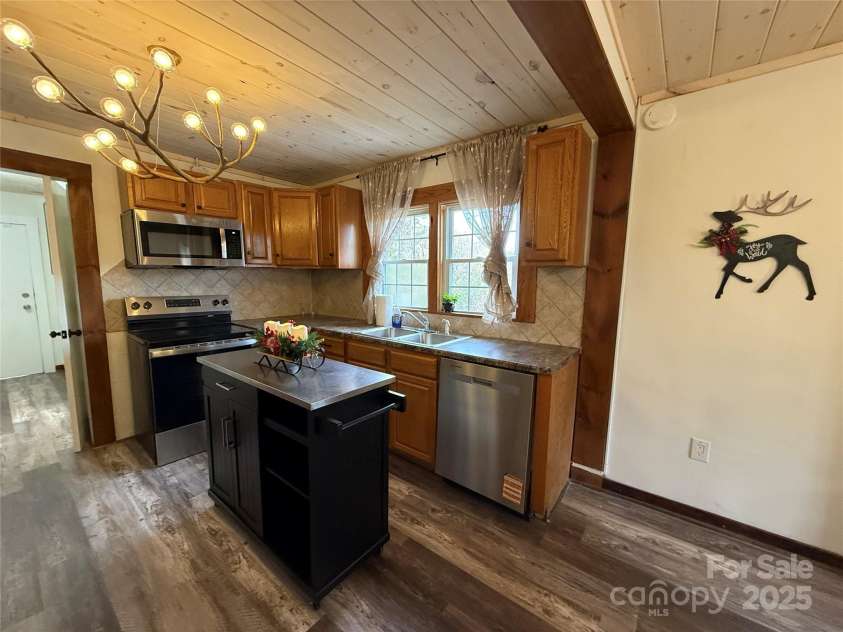 312 Causby Road, Morganton, NC 28655.  MLS# CAR4325154, YatesRealty ID 1424. 