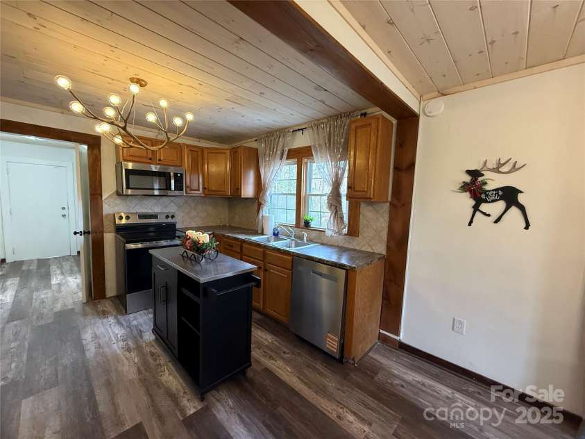 312 Causby Road, Morganton, NC 28655.  MLS# CAR4325154, YatesRealty ID 1424. 