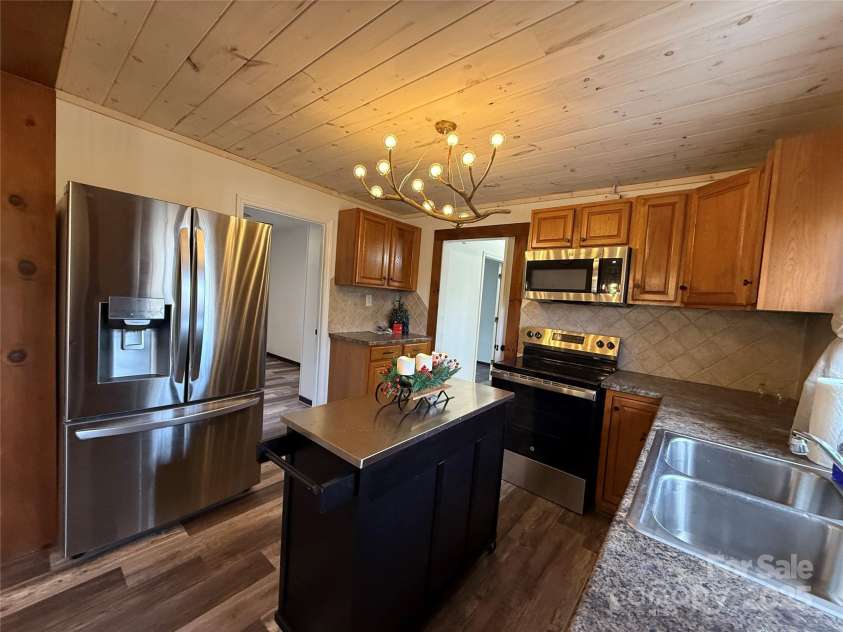 312 Causby Road, Morganton, NC 28655.  MLS# CAR4325154, YatesRealty ID 1424. 