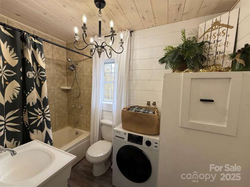 312 Causby Road, Morganton, NC 28655.  MLS# CAR4325154, YatesRealty ID 1424. 