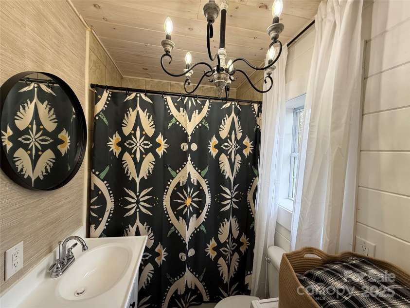 312 Causby Road, Morganton, NC 28655.  MLS# CAR4325154, YatesRealty ID 1424. 