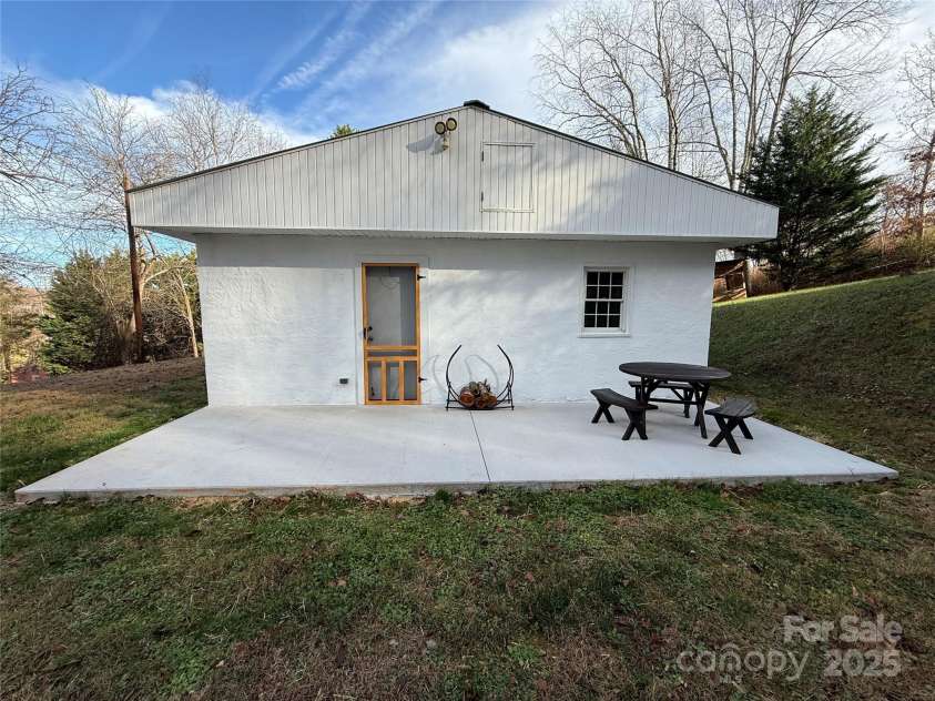 312 Causby Road, Morganton, NC 28655.  MLS# CAR4325154, YatesRealty ID 1424. 