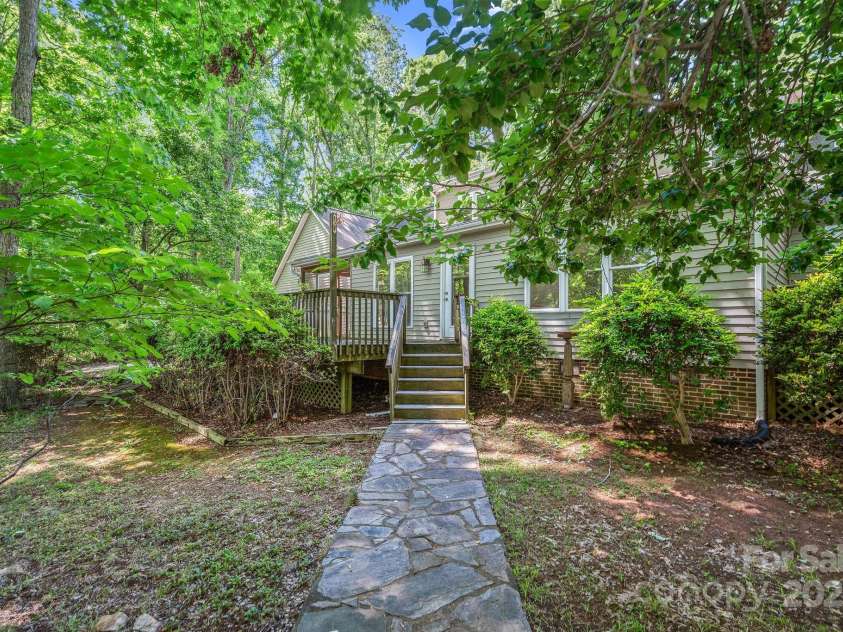 188 Stonemarker Road, Mooresville, NC 28117.  MLS# CAR4257636, YatesRealty ID 14240. 