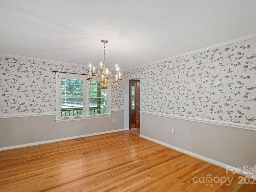 188 Stonemarker Road, Mooresville, NC 28117.  MLS# CAR4257636, YatesRealty ID 14240. Dining Room