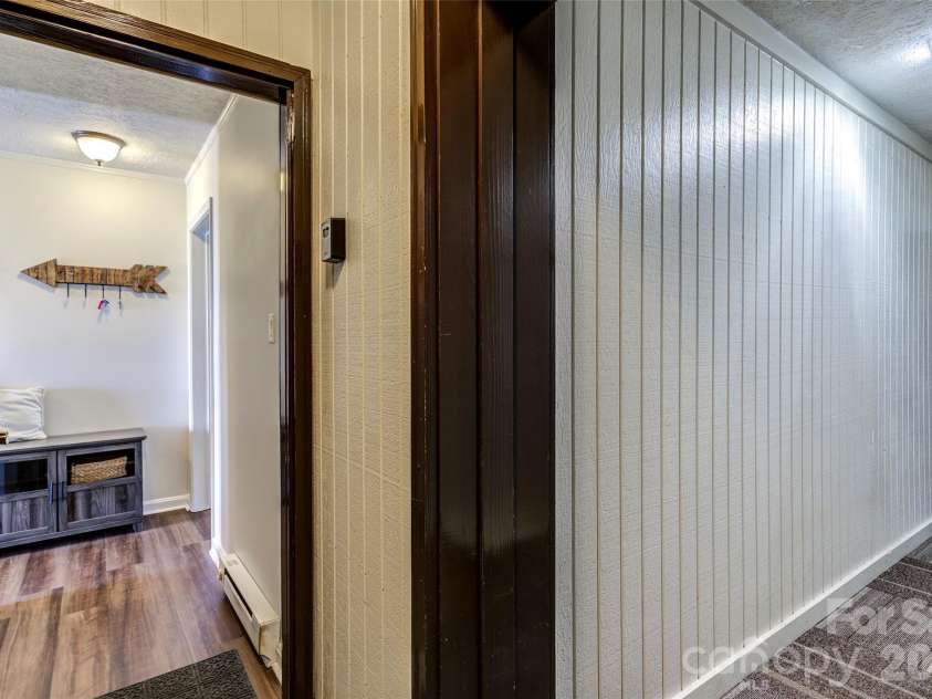 103 Sugar Ski Drive, Banner Elk, NC 28604.  MLS# CAR4405644, YatesRealty ID 14243. Entrance to unit