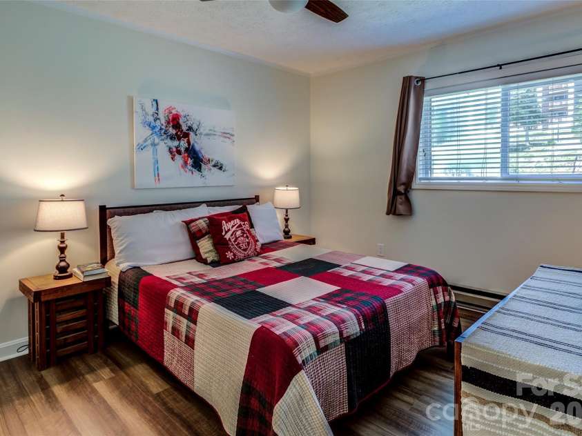 103 Sugar Ski Drive, Banner Elk, NC 28604.  MLS# CAR4405644, YatesRealty ID 14243. Primary Bedroom