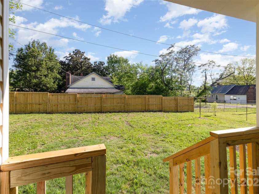 555 Pryor Street, Chester, SC 29706.  MLS# CAR4250838, YatesRealty ID 14243. 